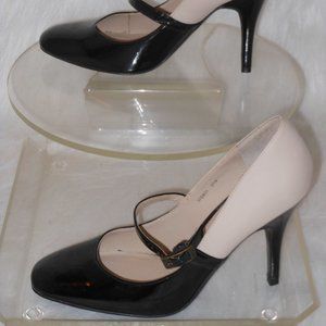 OLI MULTI-COLOR PUMPS SIZE 7.5 MEDIUM